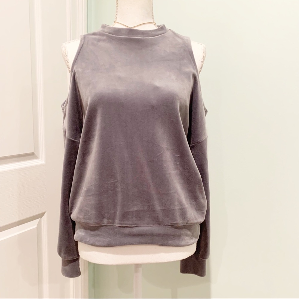 Revamped Athleisure Cold Shoulder Gray Velour Sweatshirt Top Medium M